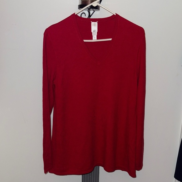 VIVINE LAYERS Women's V-Neck Red Sweater - Picture 2 of 5